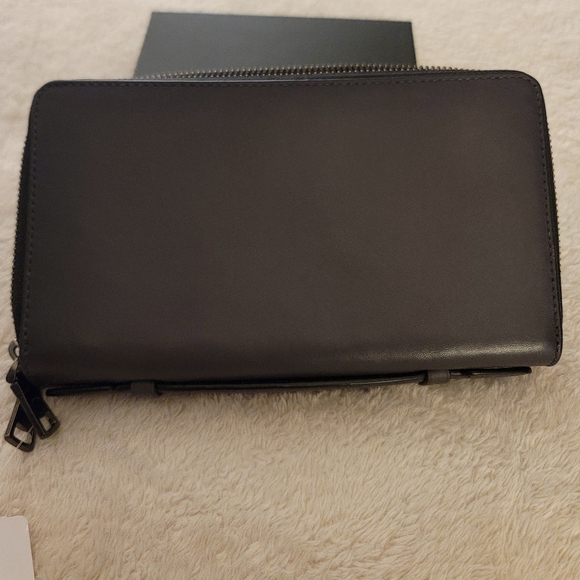 NWT Coach Double Zip Travel Organizer - Picture 2 of 9